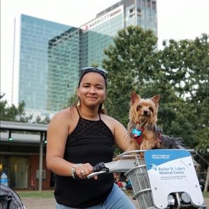 Meet your Posher, Bessy